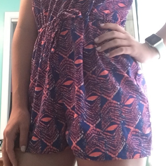 Cute romper - Picture 4 of 5